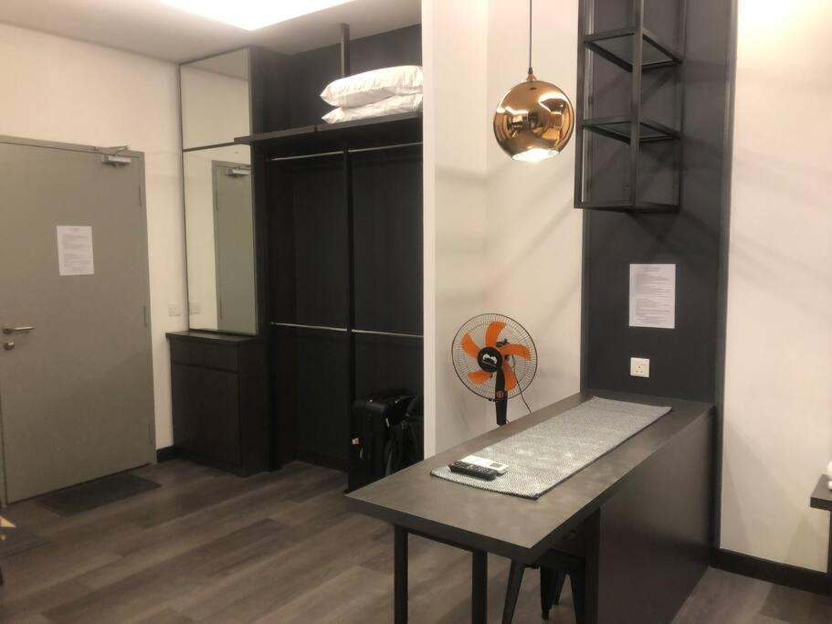 Mishal'S Homestay-Vista Bangi Studio Service Apartment Kajang Kültér fotó