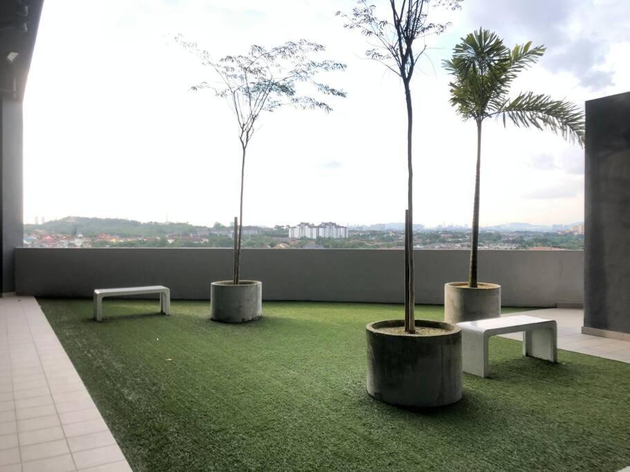 Mishal'S Homestay-Vista Bangi Studio Service Apartment Kajang Kültér fotó