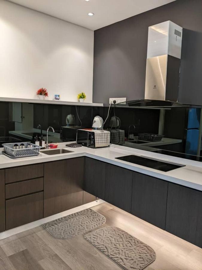Mishal'S Homestay-Vista Bangi Studio Service Apartment Kajang Kültér fotó